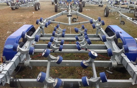 Anhänger Bootsanhänger Multi-Rollen Galaxy - GD09 / G1382 -TAC : 1800Kg - 2 Achsen