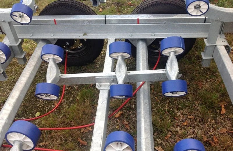 Anhänger Bootsanhänger Multi-Rollen Galaxy - GD09 / G1382 -TAC : 1800Kg - 2 Achsen
